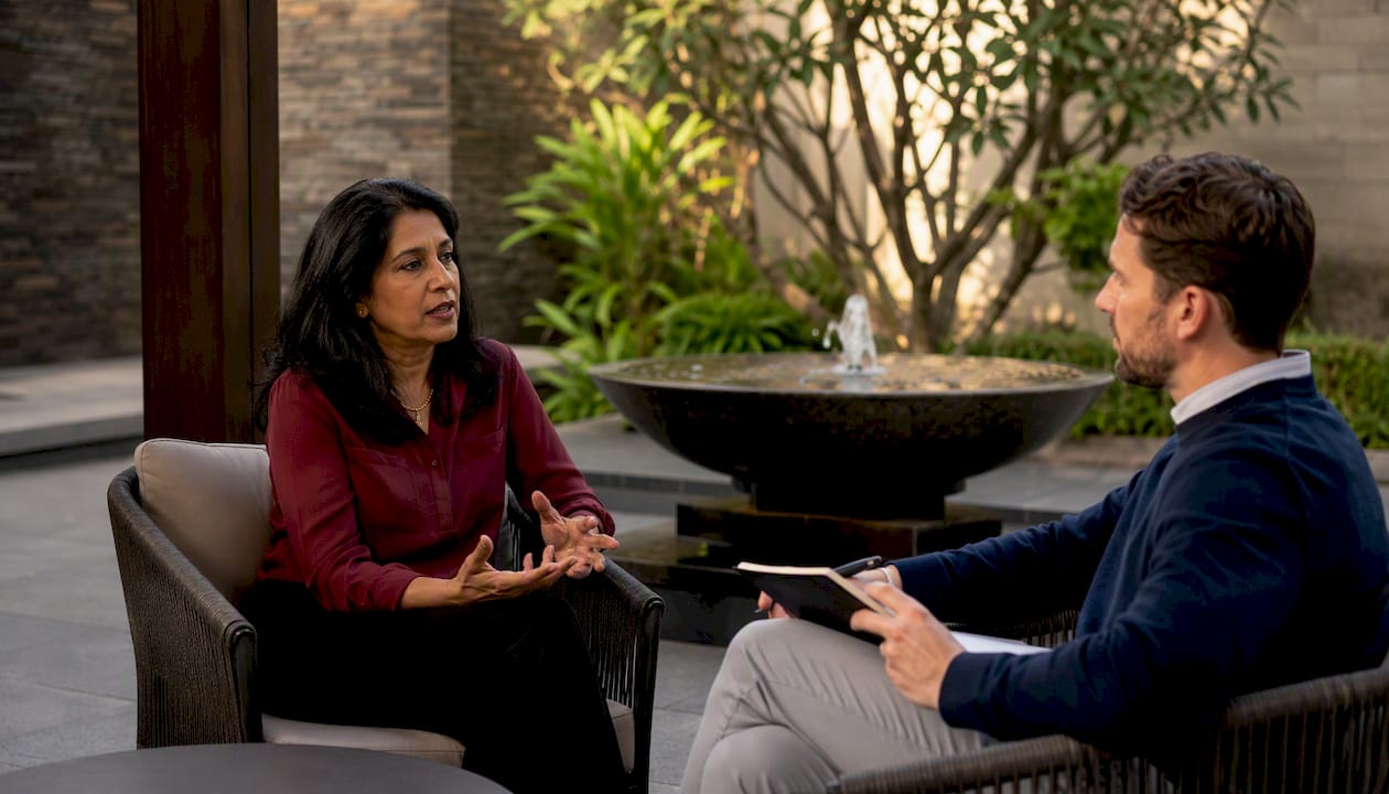 Expat woman in therapy session with therapist