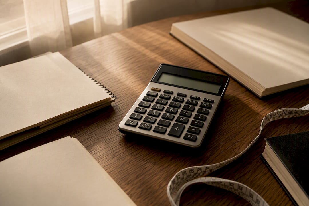 Calculator and documents for loan net advance