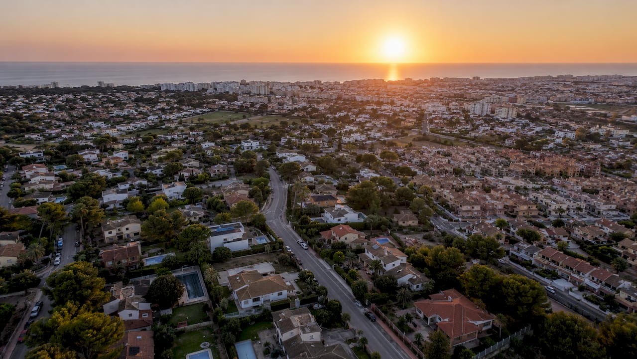 Comparativa de barrios residenciales desde el aire