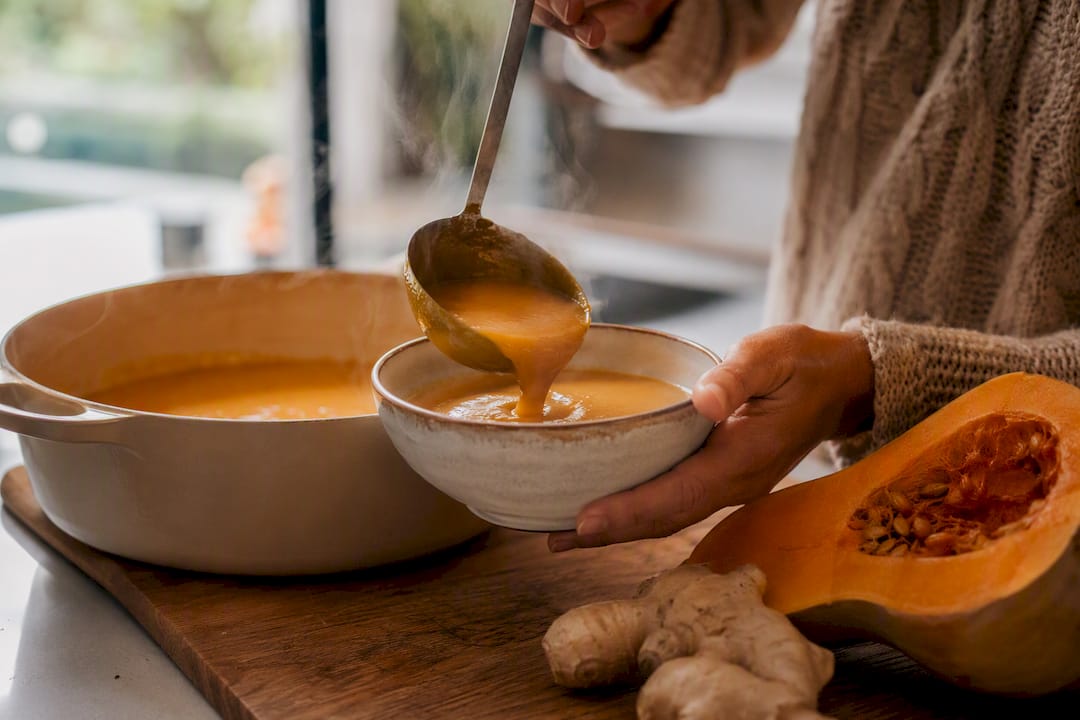 Crema caliente de calabaza con jengibre