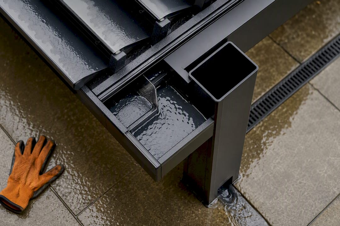 Rainwater entering pergola gutter system