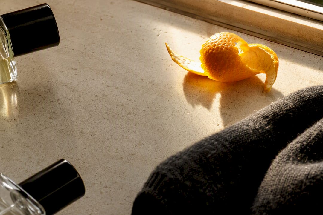 Seasonal fragrance decants with citrus and wool