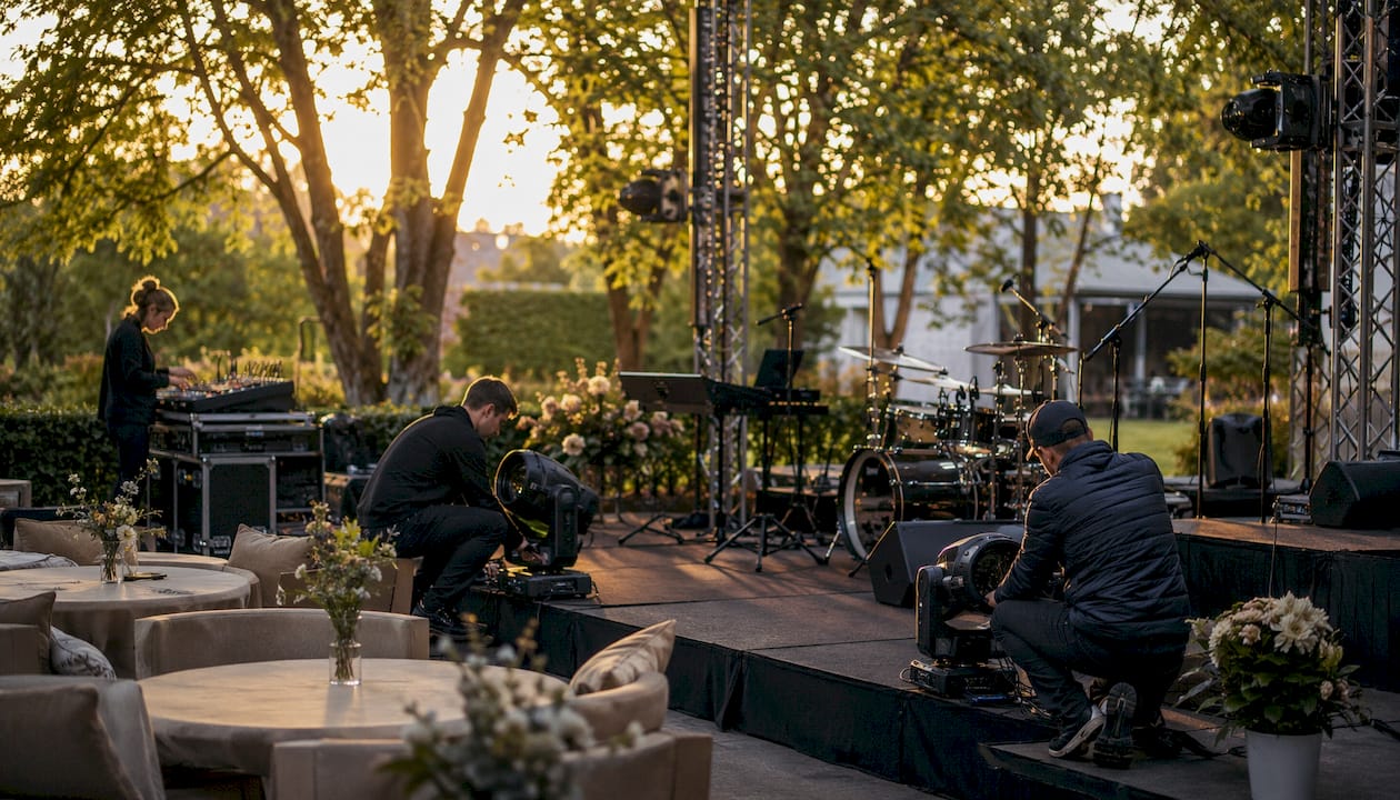 Scenebygning til eksklusivt privatarrangement