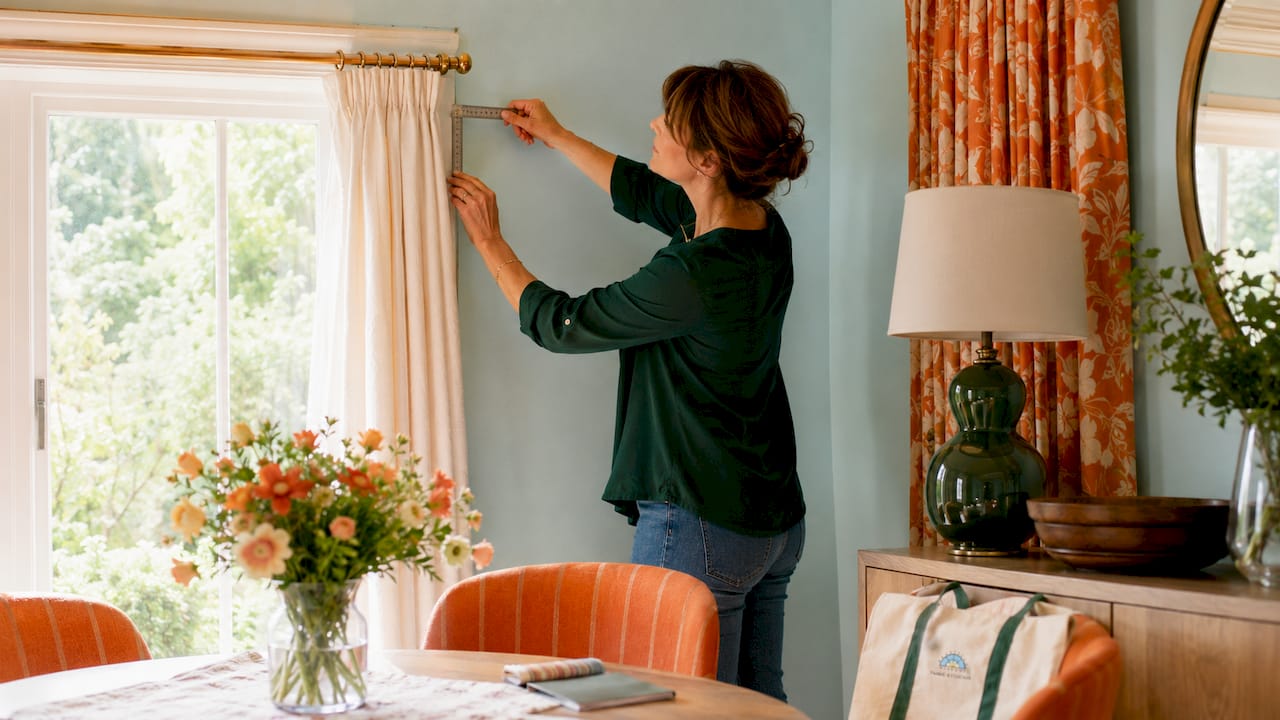 What Is Drapery Return? A Clear Guide for Homeowners