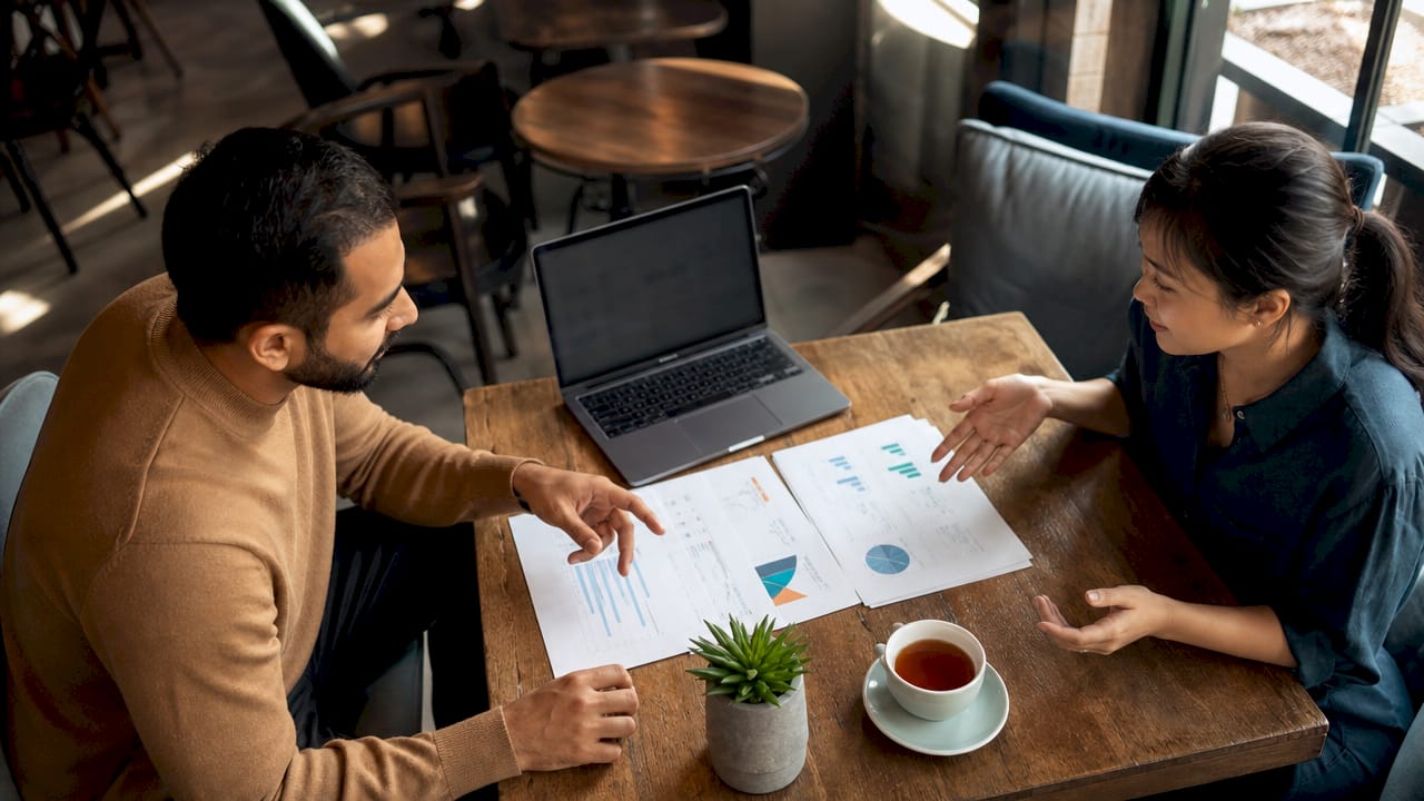 Meeting discussing types of lead generation forms