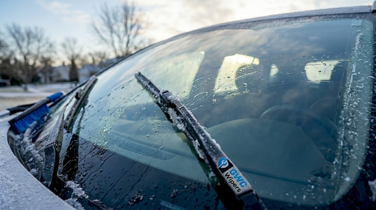 Why winter wiper blades differ and how to choose them