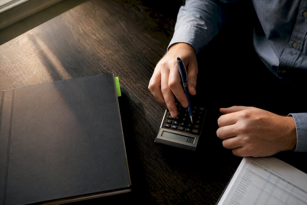 Calculating personal injury settlement deductions