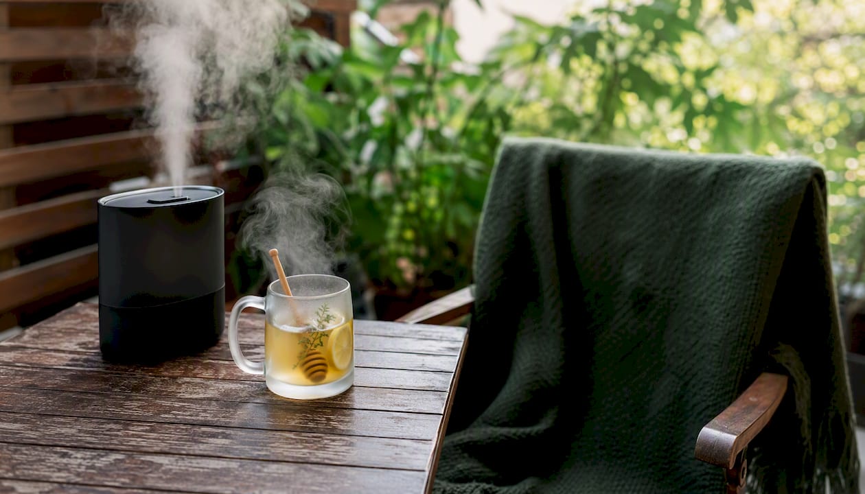 Humidifier with warm honey lemon tea