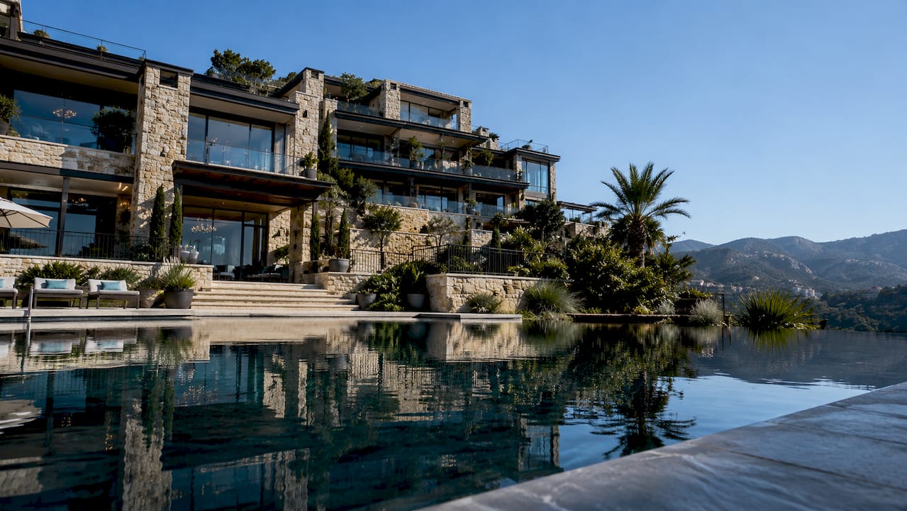 Dr Dre's luxury mansion estate