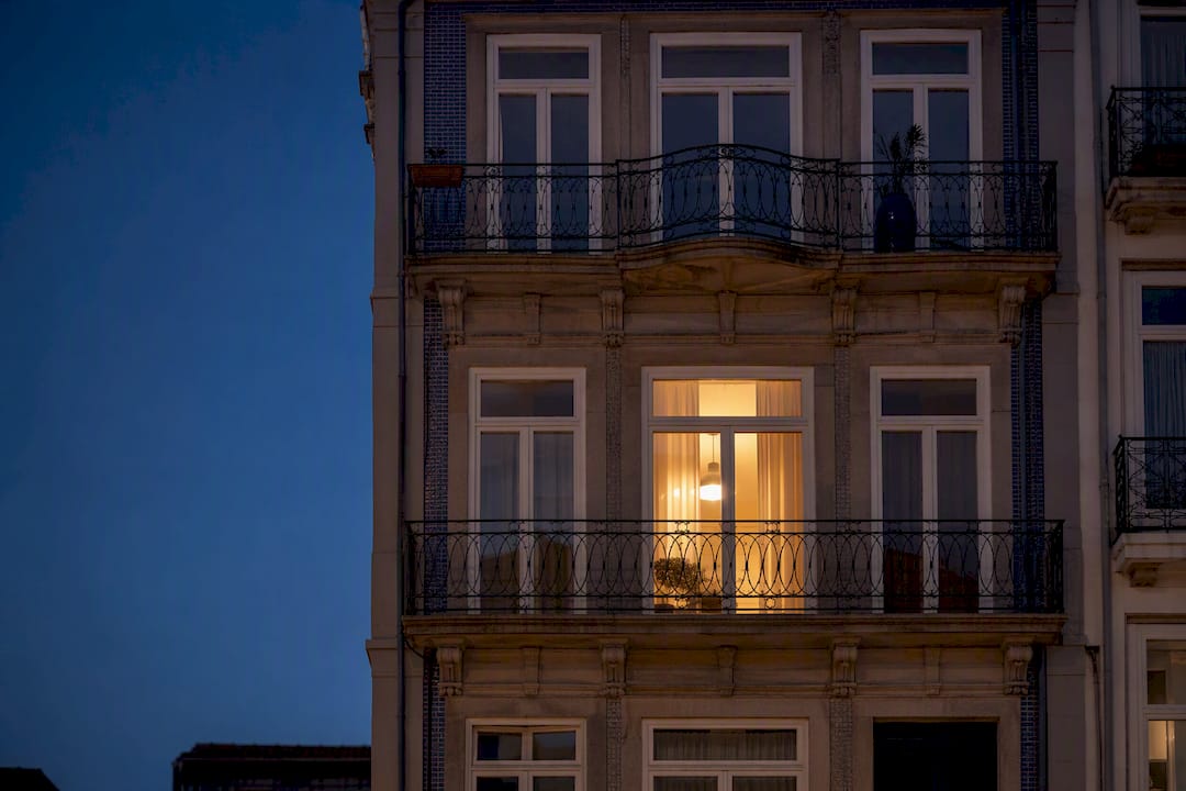 Vender casa arrendada em Portugal: o que a lei exige