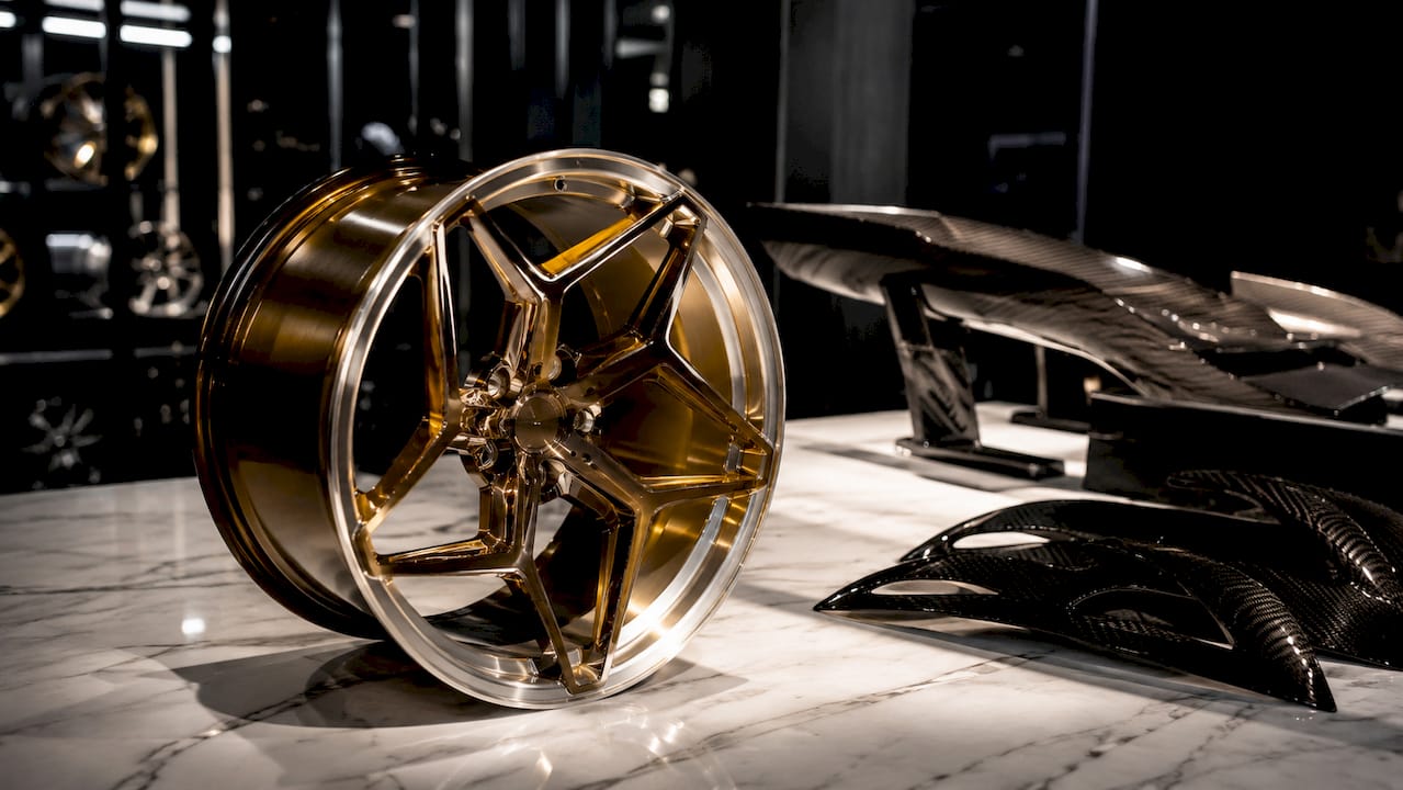 Forged wheel with translucent amber powder coating