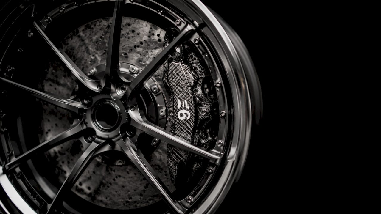 Lamborghini Huracán carbon ceramic brake close-up