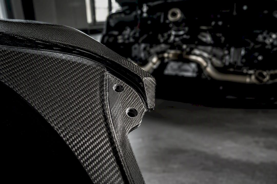 Reinforced carbon fiber panel edge detail