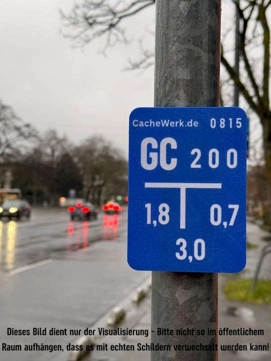 Geocaching Versteck „Fake Wasserschild“ – Urbanes Tarnversteck mit Pfostenhalter | Unsichtbar im Stadtbild | CacheWerk