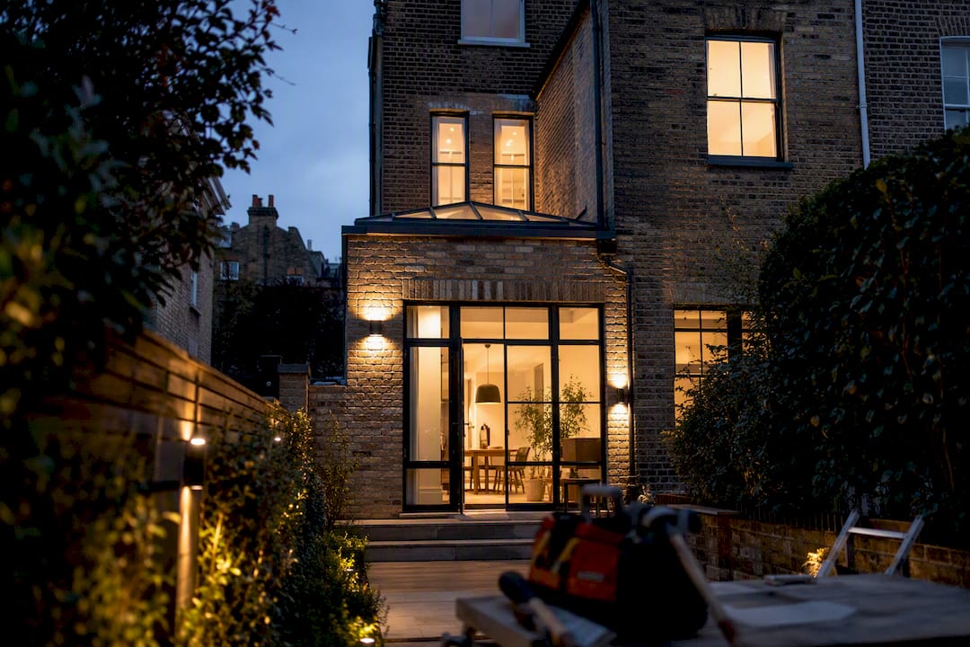 London Victorian home with side return extension