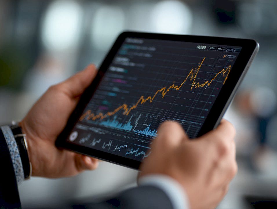 Featured image for How to analyze stocks for smarter investment decisions - Tickerplace blog