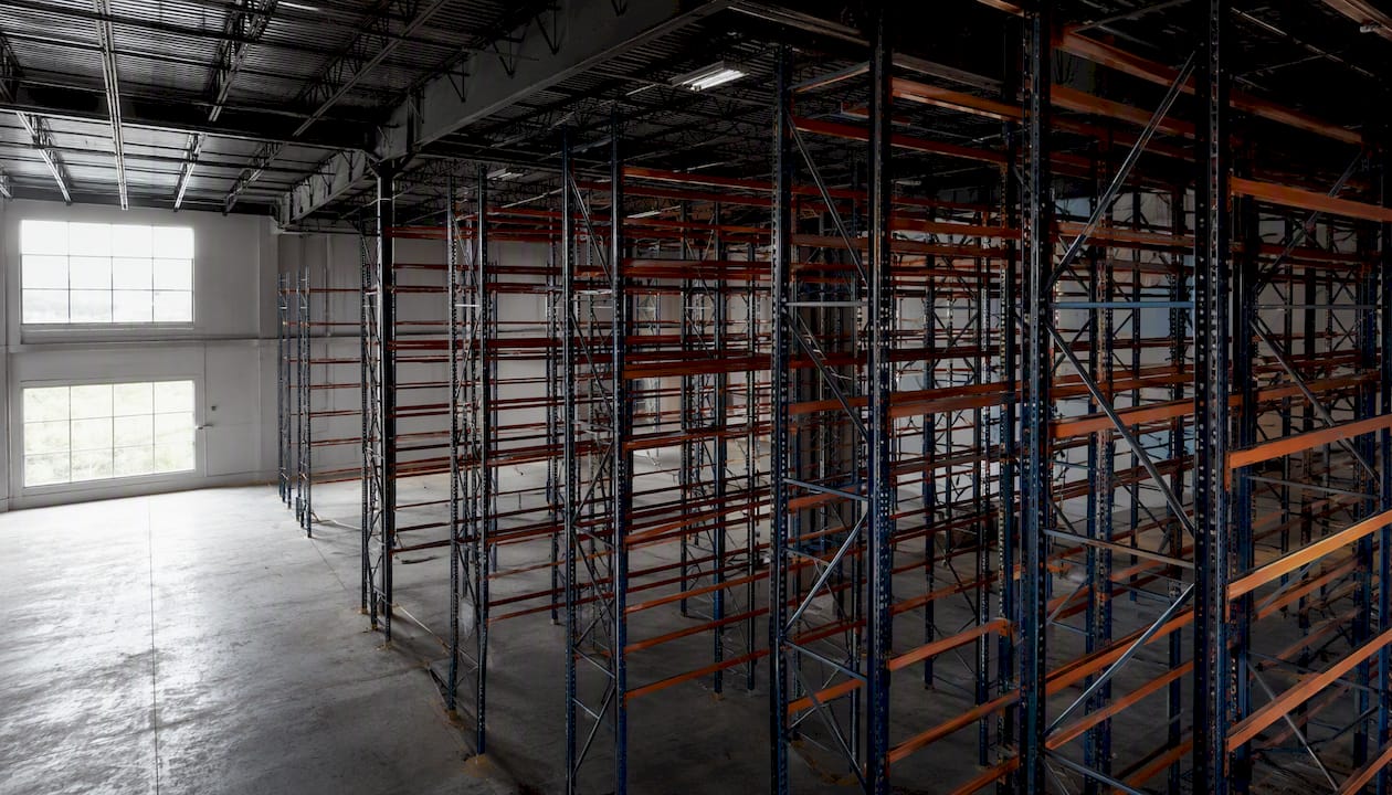 Interior warehouse with pallet racking and clear height