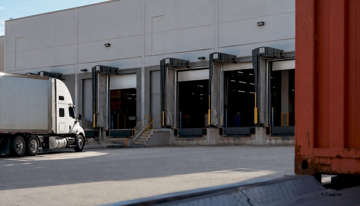 Warehouse location criteria list: the practical site-selection guide