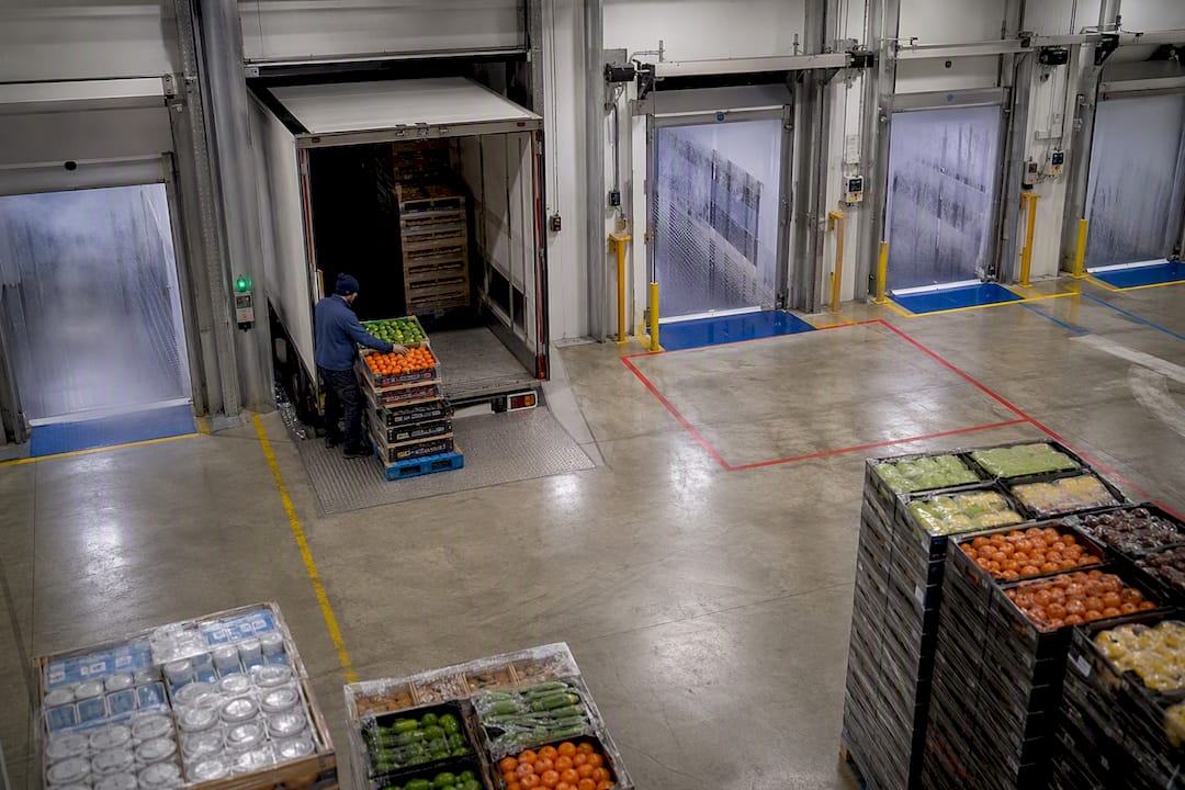 Warehouse with distinct chilled food storage zones