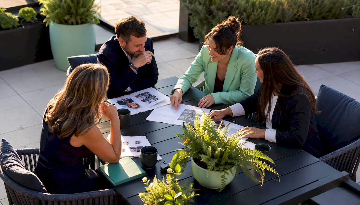 Nuestro equipo analiza cuidadosamente las opiniones y experiencias compartidas por nuestros clientes.