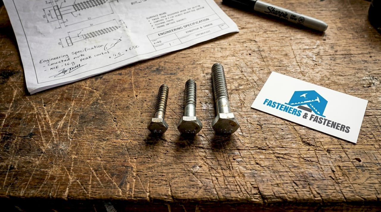 Comparison of three high tensile screws