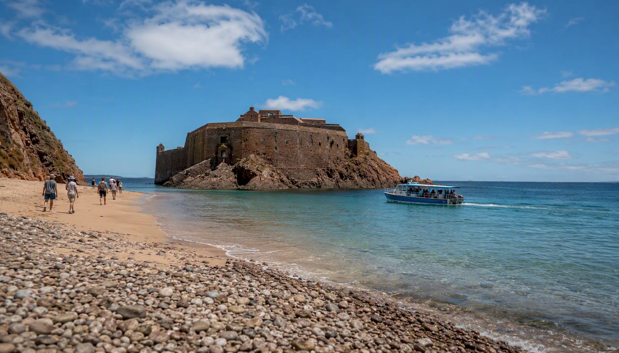 Fortress and boat at Berlengas island