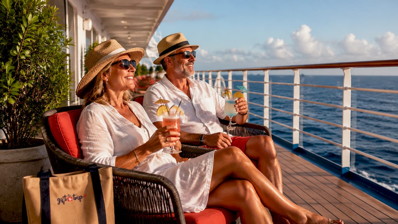 what is a vacation rewards program? 2026 guide 3 couple relaxing poolside on cruise ship