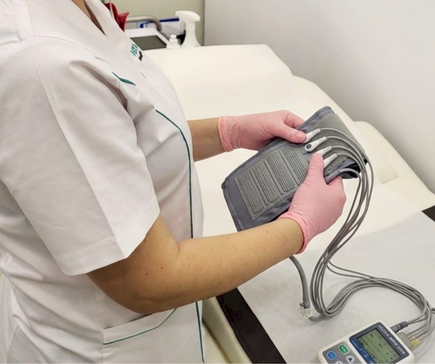 Cum să-ți verifici corect tensiunea arterială acasă, ca adult