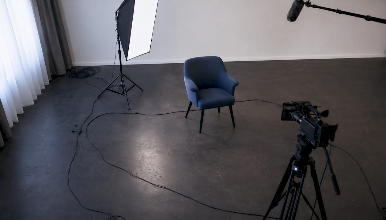 Professioneel ingerichte studio voor video-interviews
