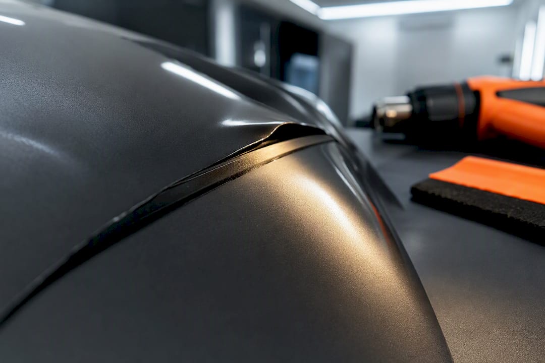 4 Reasons Vinyl Wrap Edges Lift, With DIY Tests and Pro Fixes