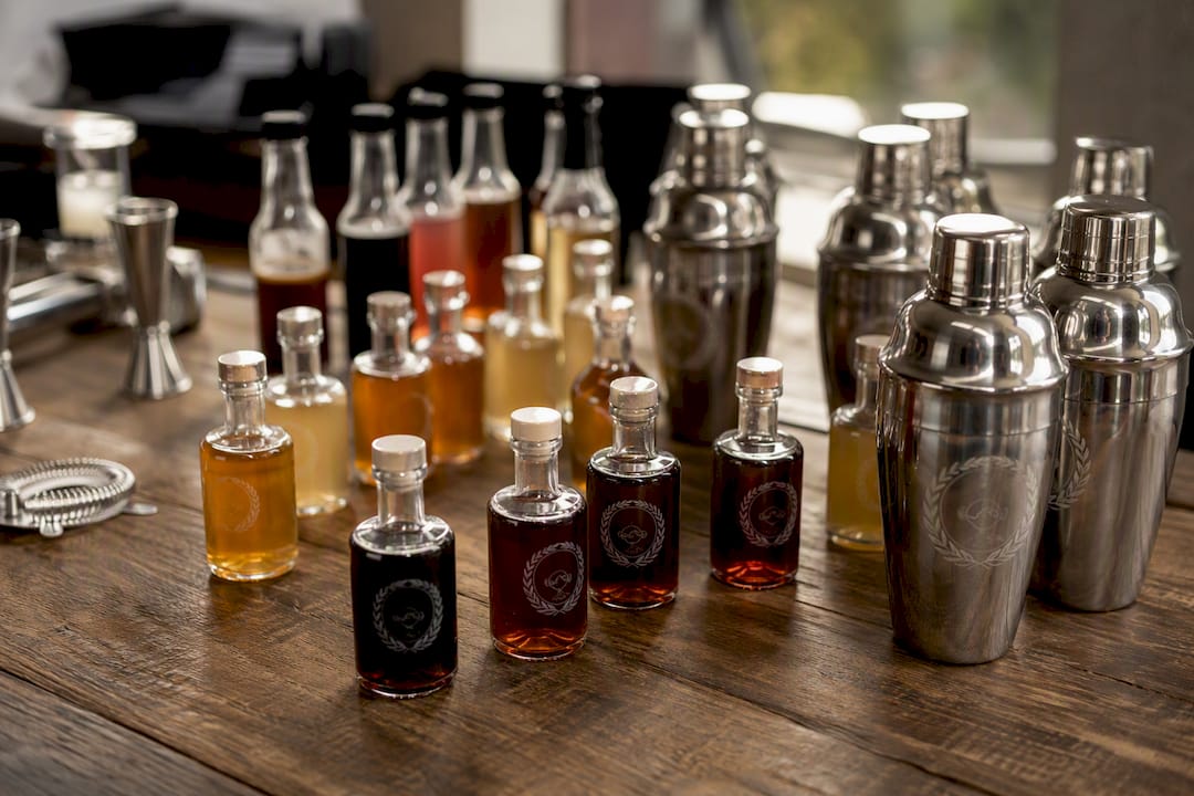 Souvenirs personnalisés offerts à l'issue d'un atelier cocktail en entreprise