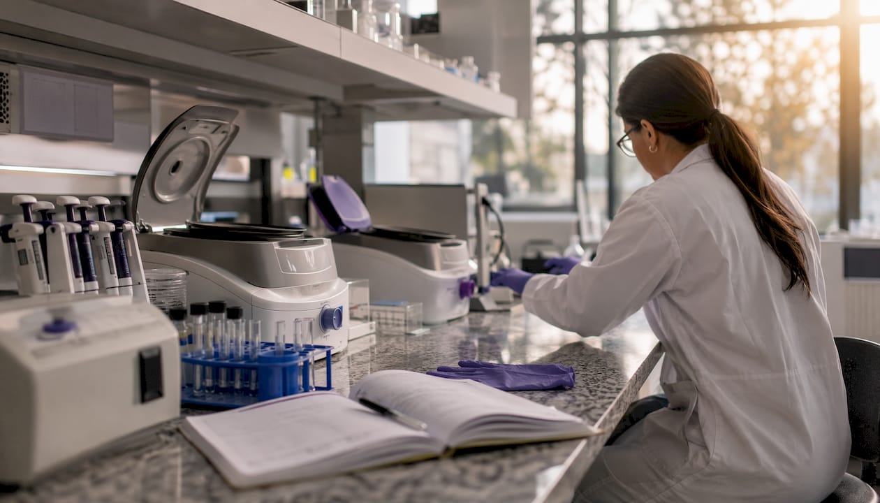 Clinical lab specimen processing area