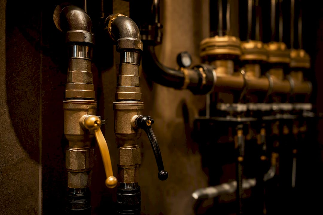 Control panel and piping of dual-fuel heating system