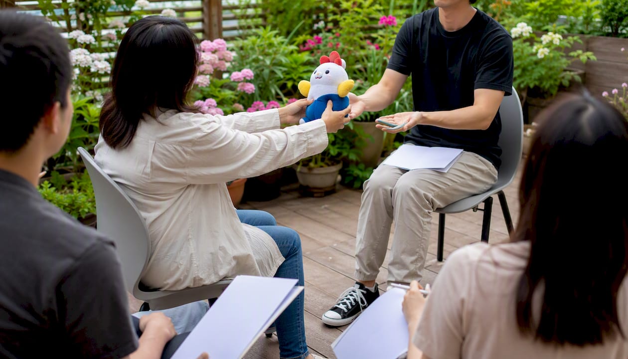 Korean learners roleplaying conversation with props