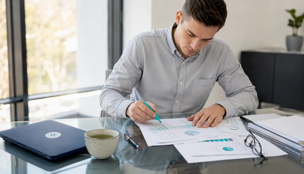 Accountant analyzing print search intent report