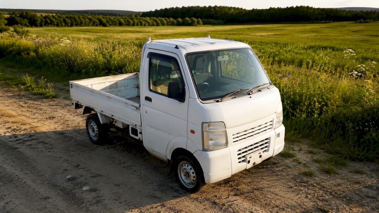 Side profile of mini truck cab-over design