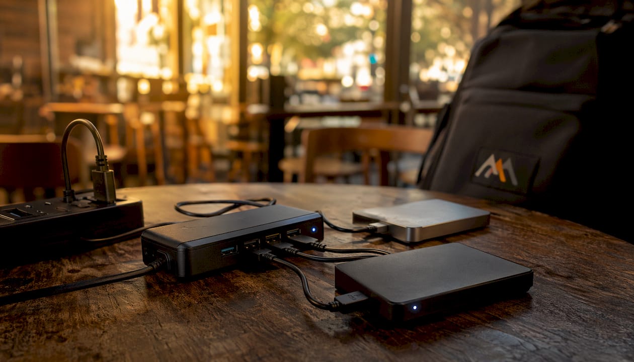 Powered USB hub with connected external hard drive