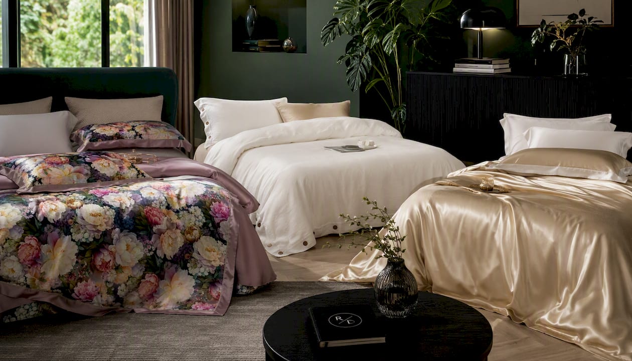 Misty Bloom Mulberry Silk 22 mm Bedding Set