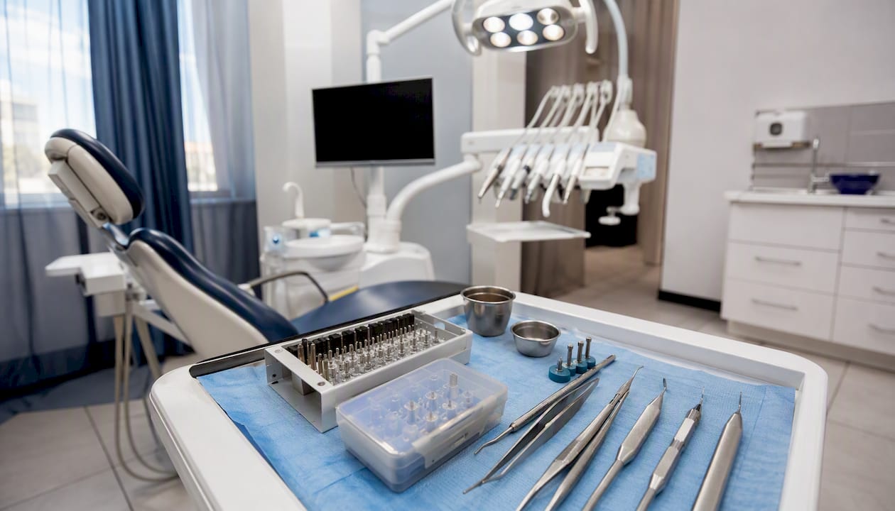 Sterile dental implant surgical setup