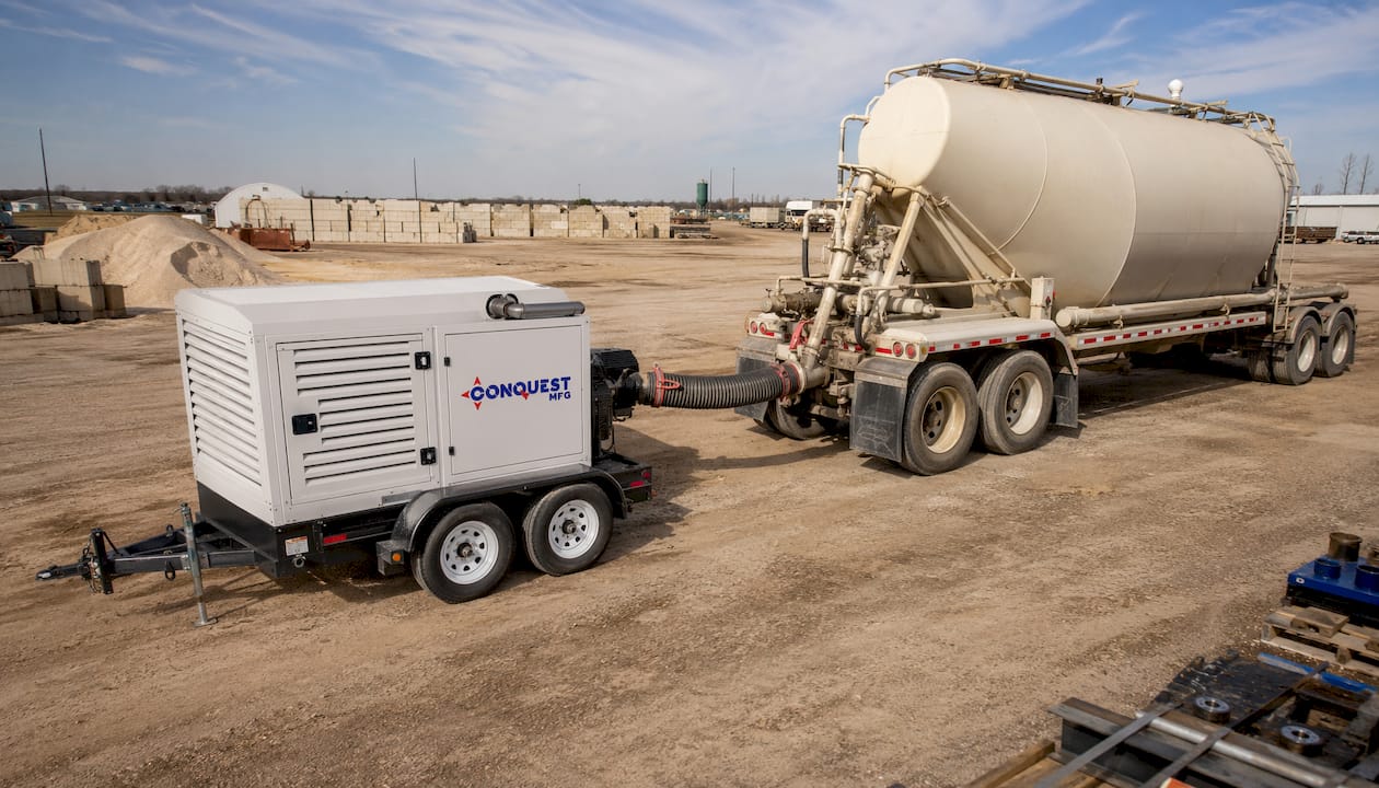 Diesel blower connected to bulk storage pig unit