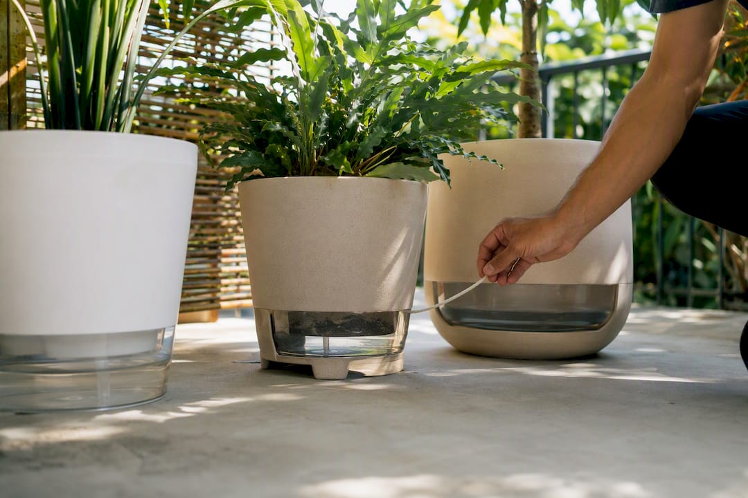 Various large planter materials and weight factors