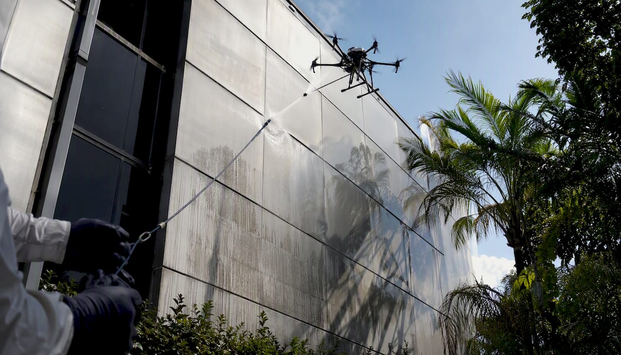 Metal Facade Cleaning: A South Florida Maintenance Guide Metal Facade Cleaning: A South Florida Maintenance Guide