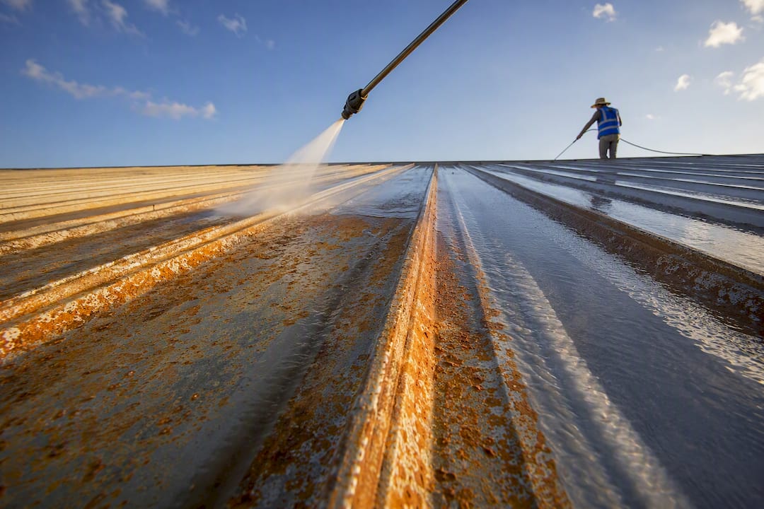 Avoid a $20,000 Recoat: Remove Metal Roof Oxidation in South Florida Avoid a $20,000 Recoat: Remove Metal Roof Oxidation in South Florida
