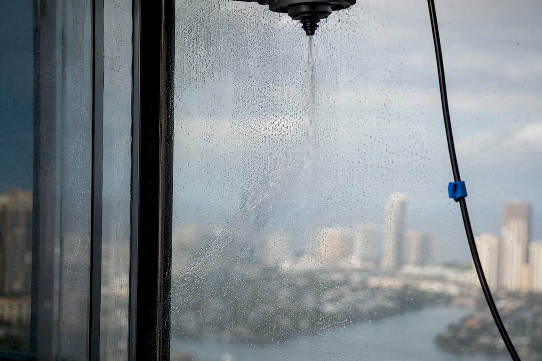 Don't Cancel South Florida Window Cleaning for Light Rain: Pure Water Don't Cancel South Florida Window Cleaning for Light Rain: Pure Water