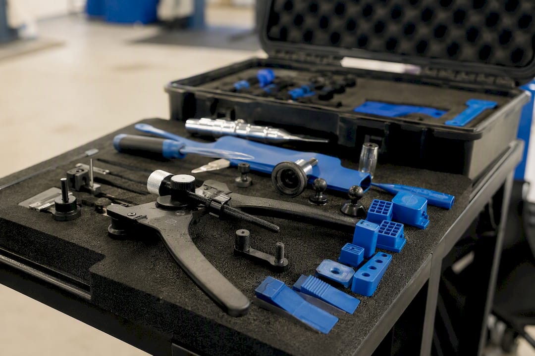 Kit de réparation de pare-brise avec outils de calibration, idéal pour une utilisation en extérieur