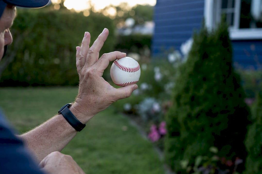 Coach hands showing circle change grip