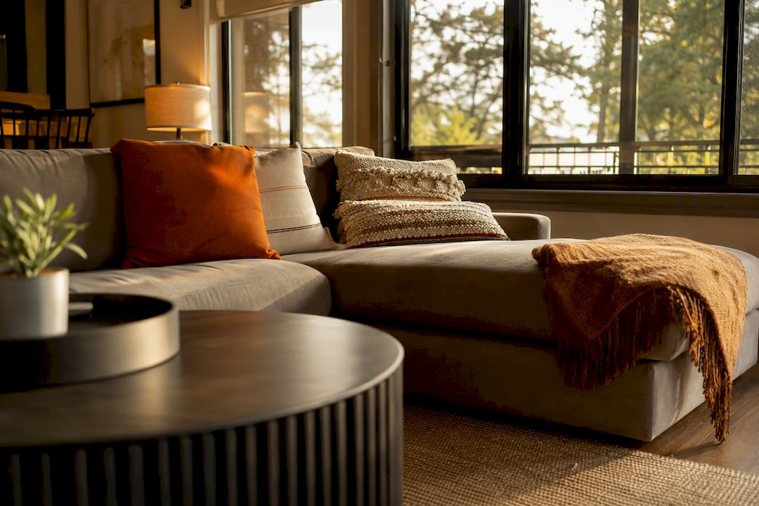 Vacation Rental Interior Design Guide: Moves That Boost Bookings