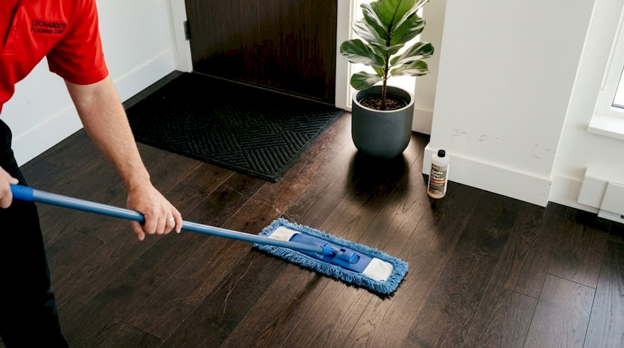 Microfiber mop cleaning hardwood floors
