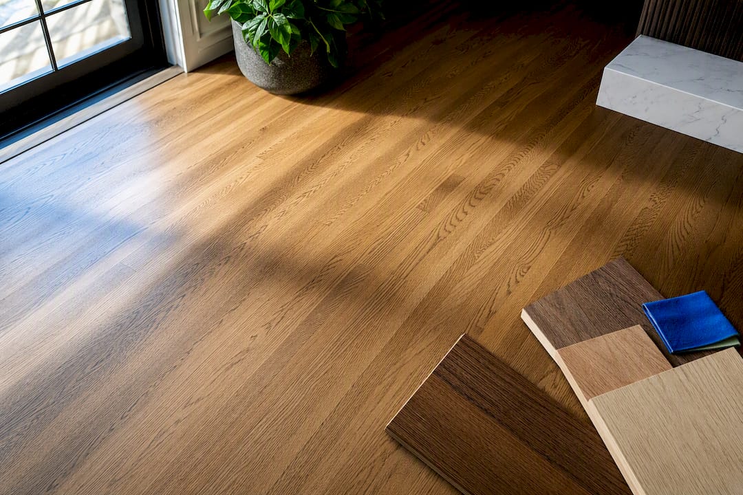 Red oak floor with contrasting stain tones