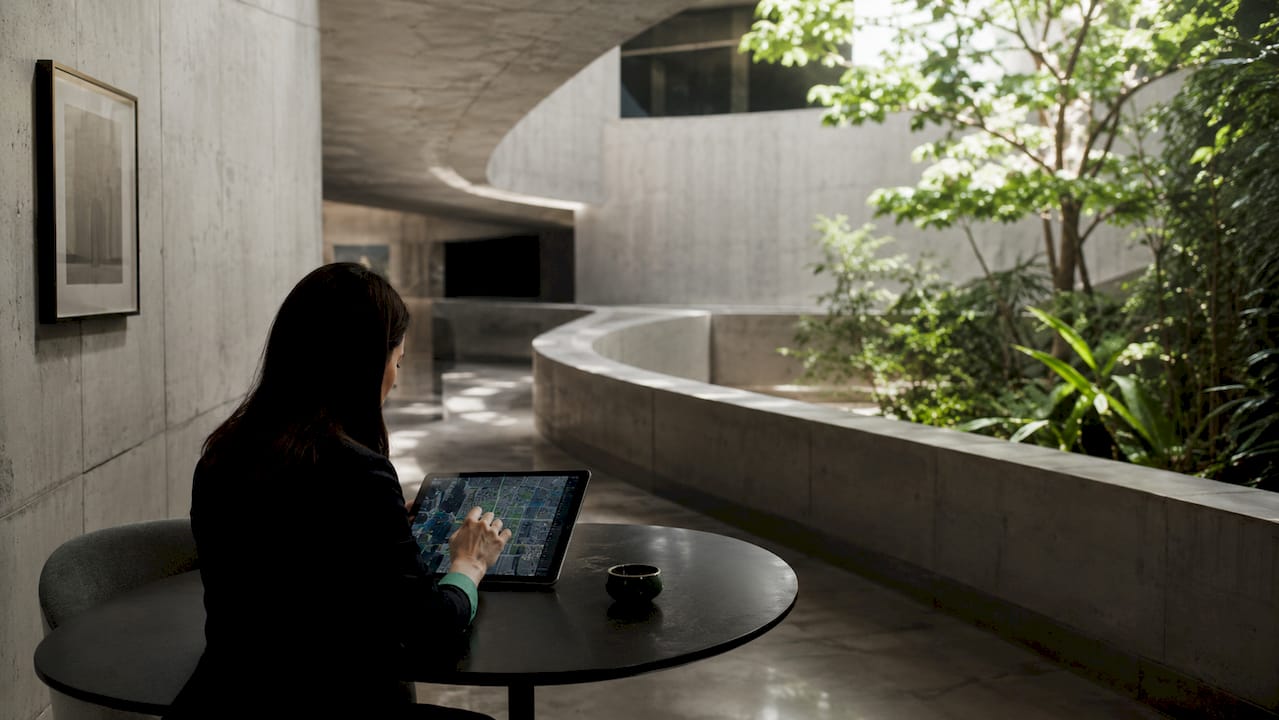 Urban planner using digital map display